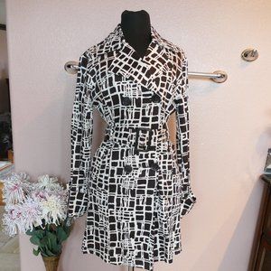 JW Trenchcoated- Size M